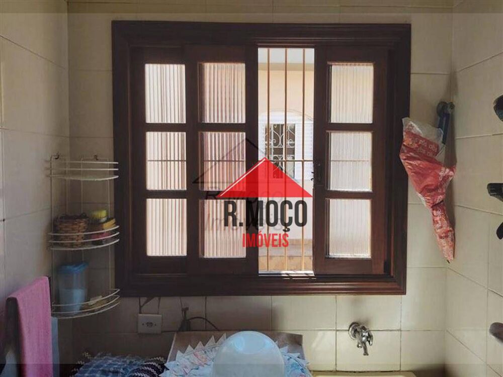 Casa, 3 quartos, 238 m² - Foto 6