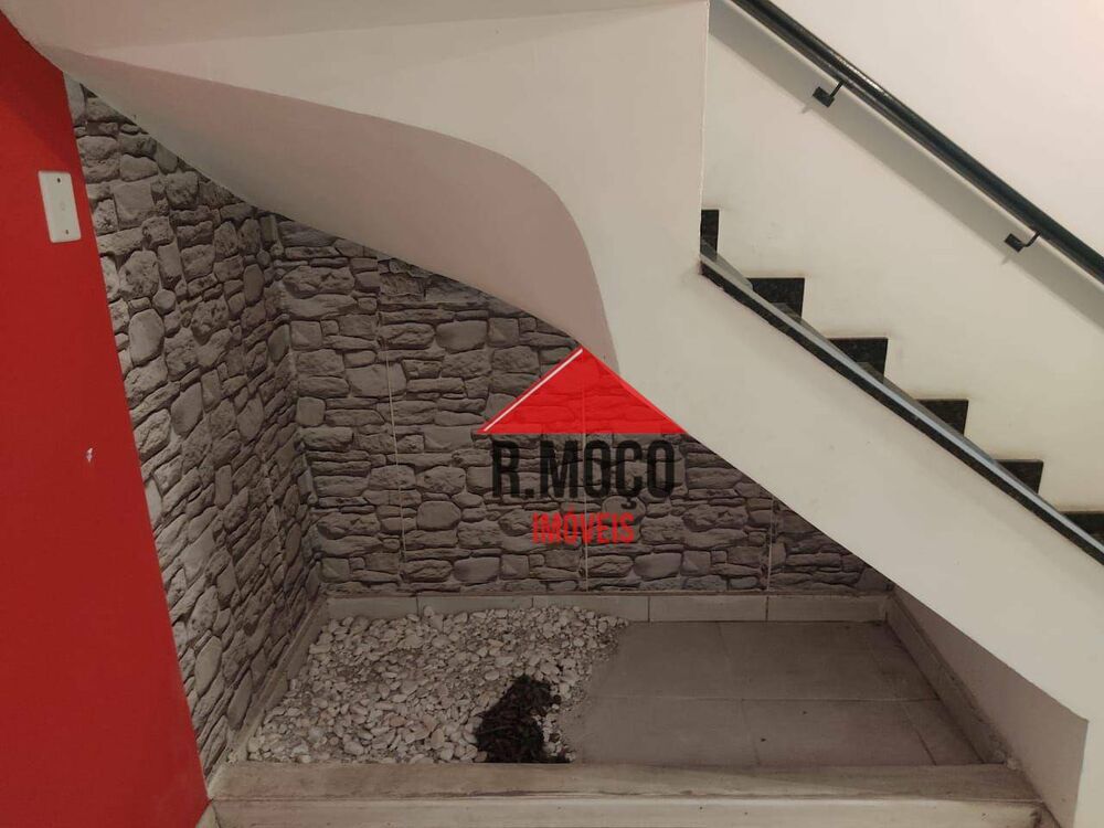 Sobrado à venda com 4 quartos, 129m² - Foto 2