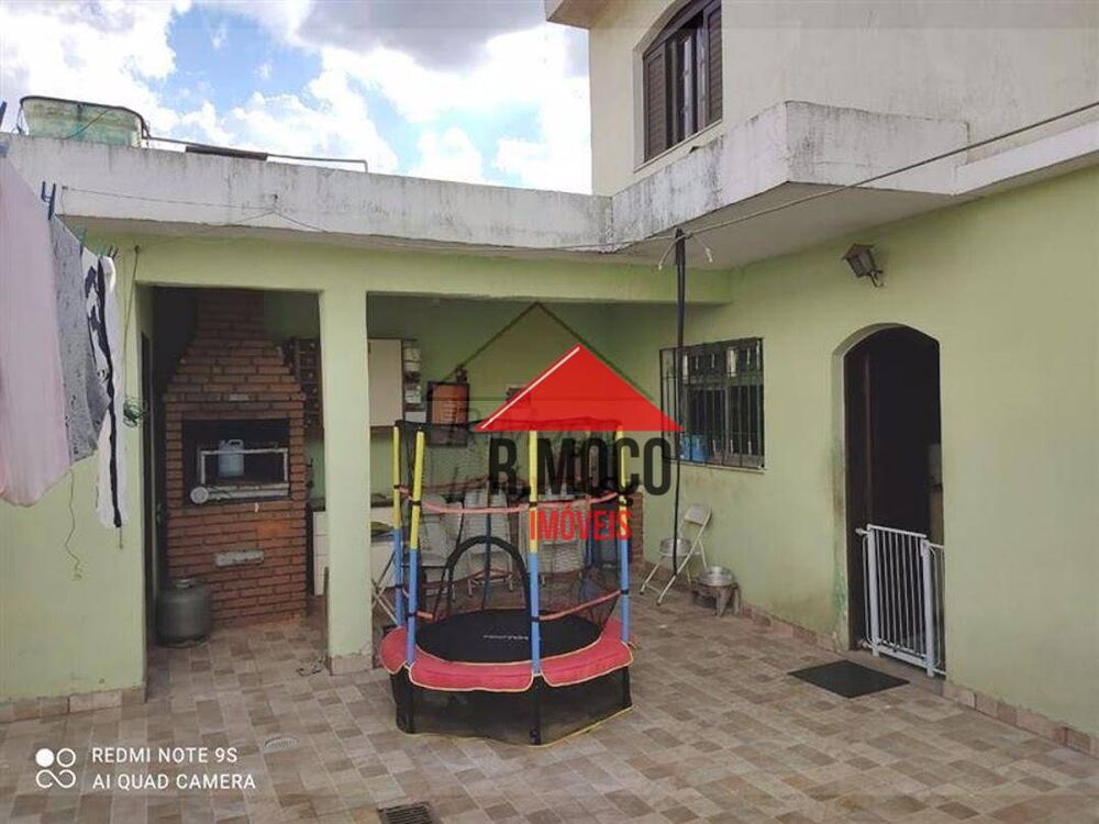 Sobrado, 3 quartos, 249 m² - Foto 1