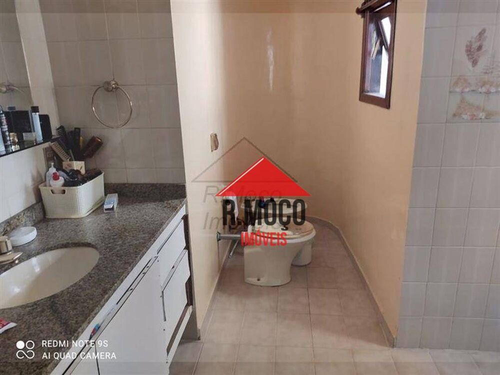 Sobrado, 3 quartos, 249 m² - Foto 2
