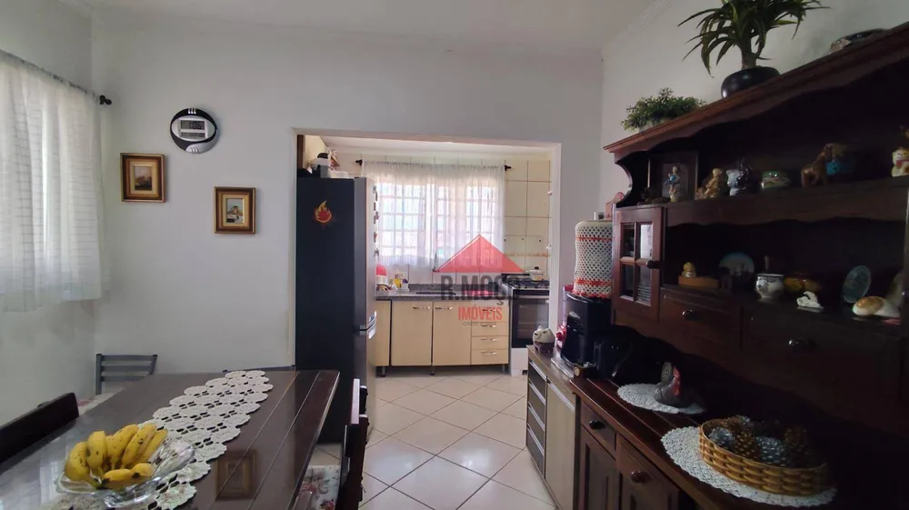 Casa, 5 quartos, 213 m² - Foto 2