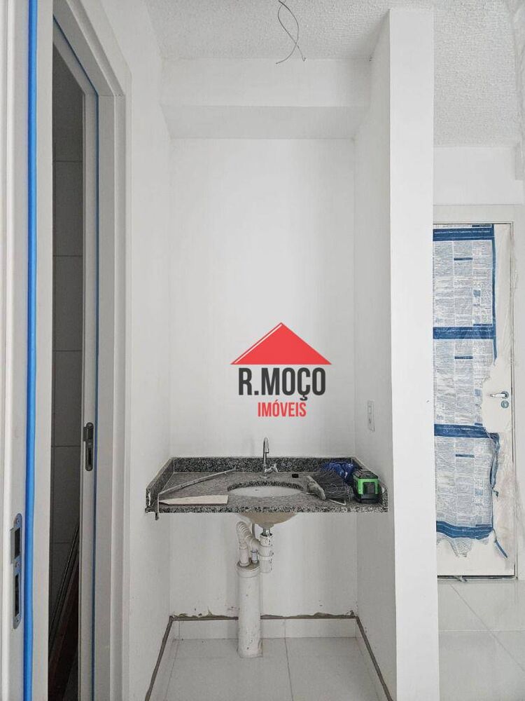 Apartamento para alugar com 2 quartos, 37m² - Foto 7