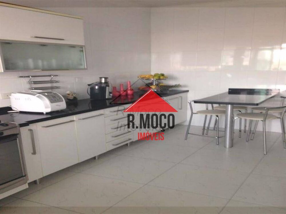 Sobrado, 3 quartos, 210 m² - Foto 1