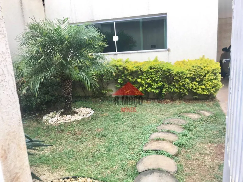 Sobrado, 4 quartos, 220 m² - Foto 2