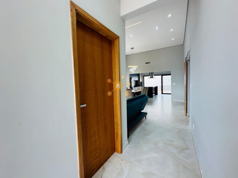 Casa à venda com 3 quartos, 149m² - Foto 2
