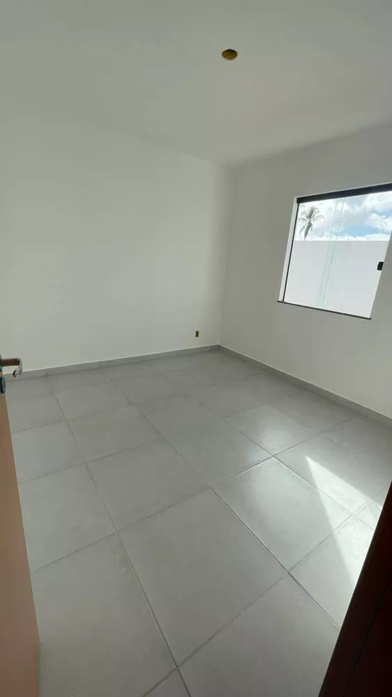 Casa à venda com 2 quartos, 69m² - Foto 3