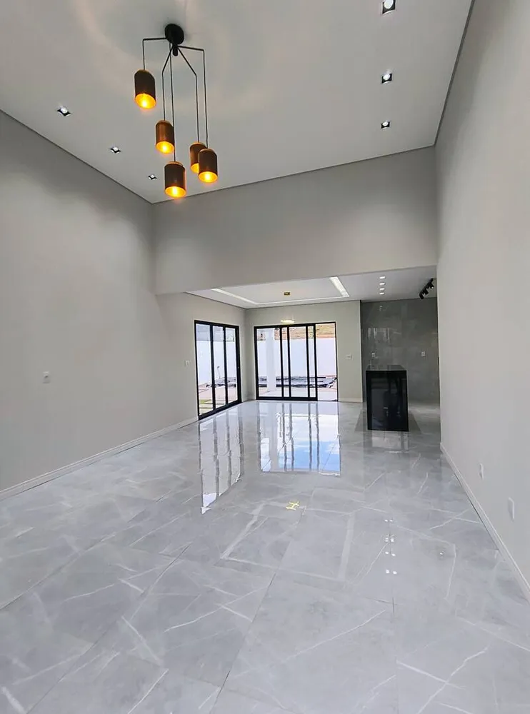 Casa, 3 quartos, 190 m² - Foto 1