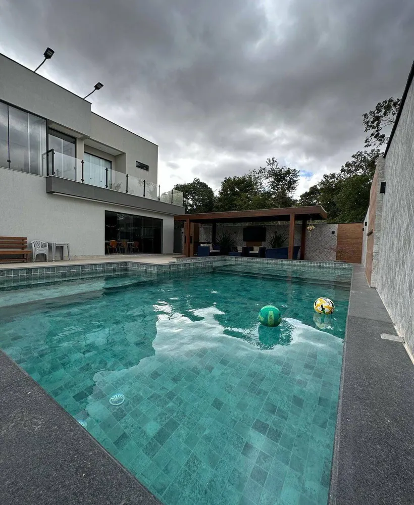 Casa, 4 quartos, 600 m² - Foto 1