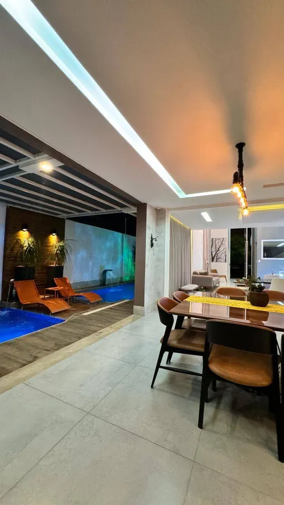 Casa, 4 quartos, 343 m² - Foto 1