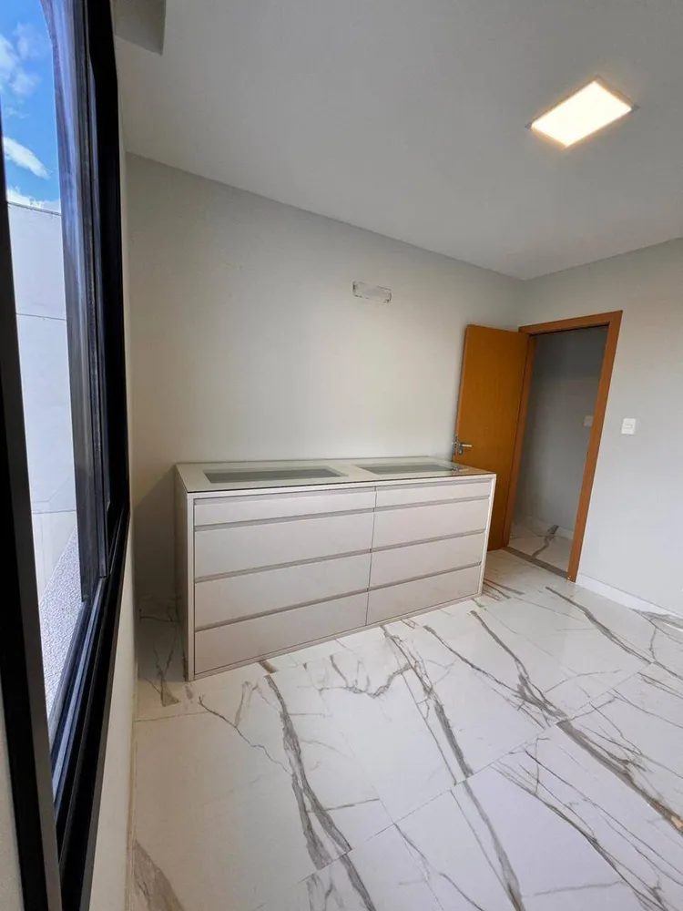 Casa, 4 quartos - Foto 1