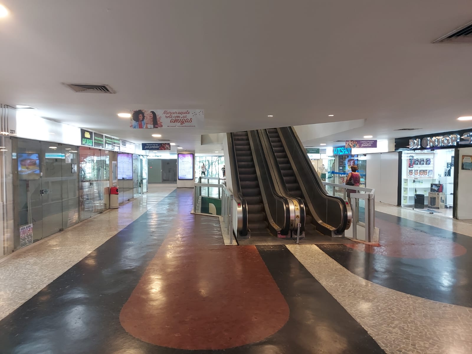 Loja Shopping-Centro Comercial à venda, 28m² - Foto 3