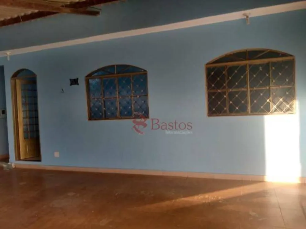 Casa, 3 quartos, 135 m² - Foto 1