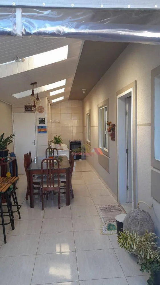 Casa, 3 quartos, 58 m² - Foto 1