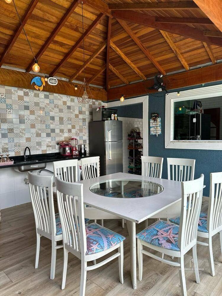 Casa à venda com 3 quartos, 134m² - Foto 4
