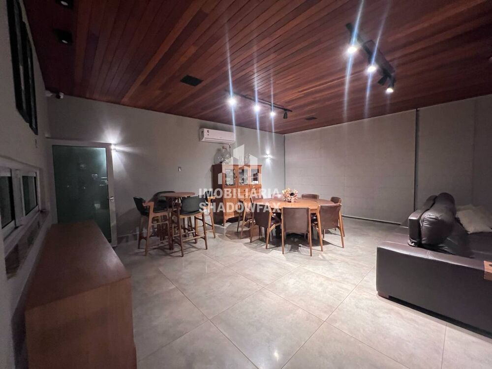 Casa, 3 quartos, 280 m² - Foto 4