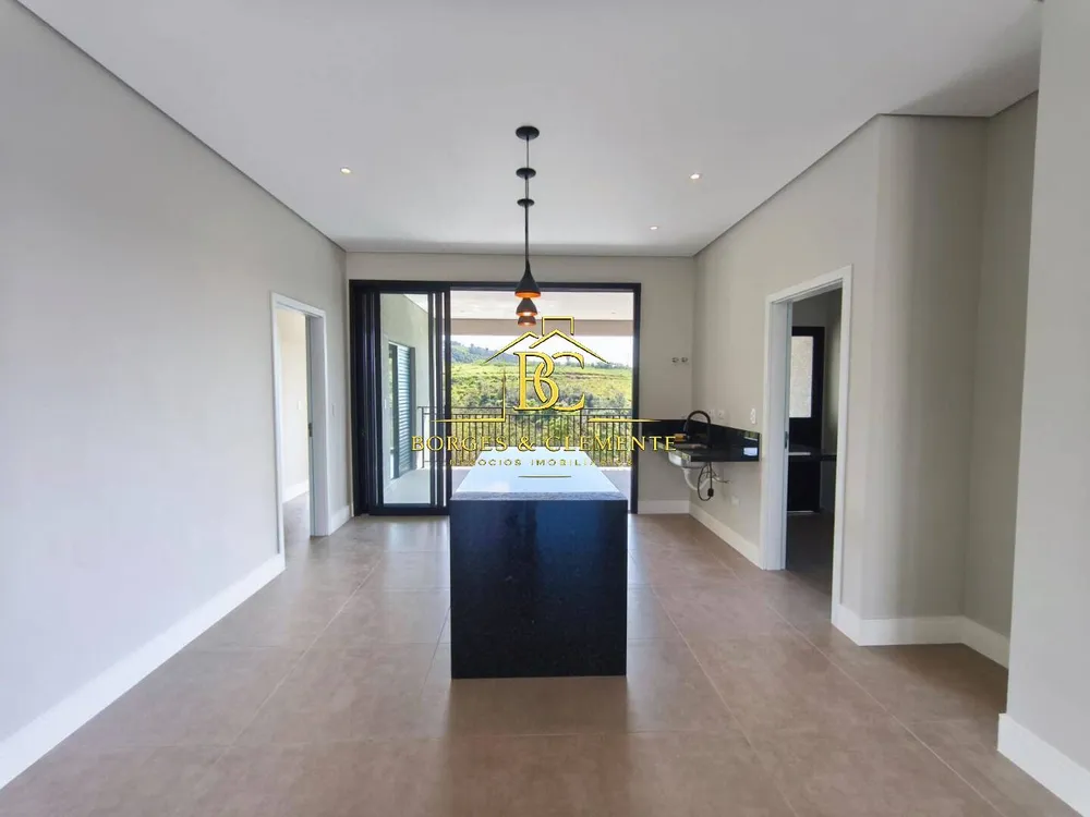 Casa, 3 quartos, 193 m² - Foto 1