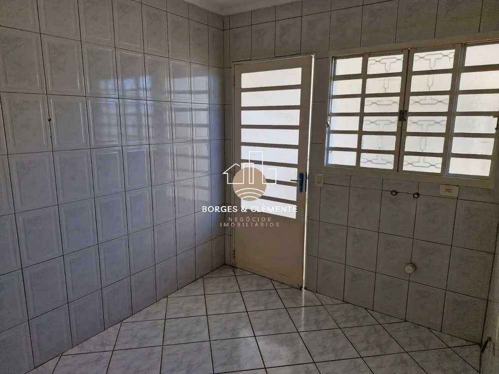 Casa, 3 quartos, 154 m² - Foto 2