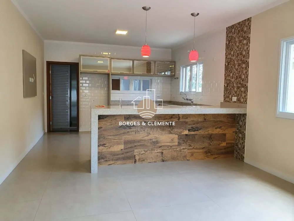 Casa, 3 quartos, 323 m² - Foto 4