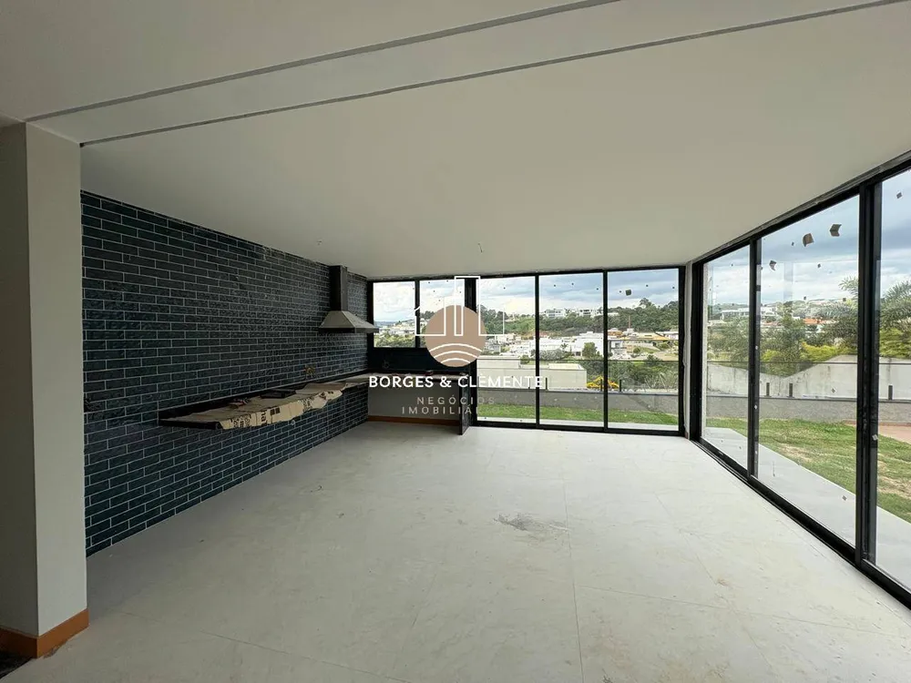 Casa, 3 quartos, 327 m² - Foto 1
