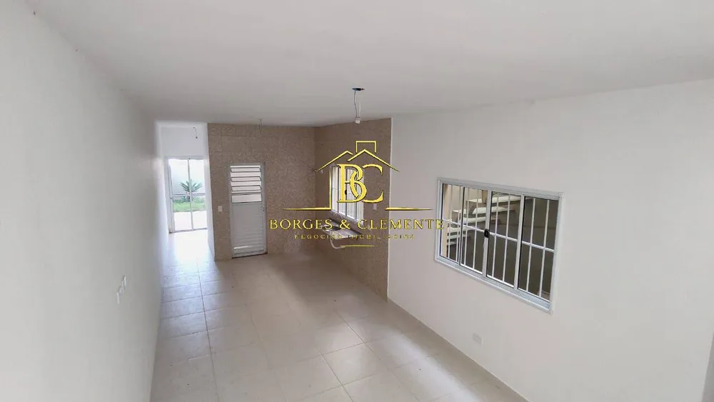 Casa, 2 quartos, 72 m² - Foto 1