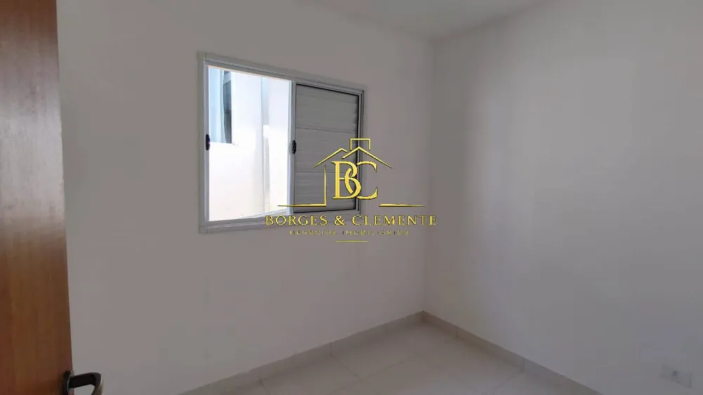 Casa, 2 quartos, 72 m² - Foto 1