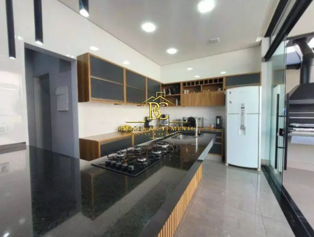 Casa, 3 quartos, 210 m² - Foto 4