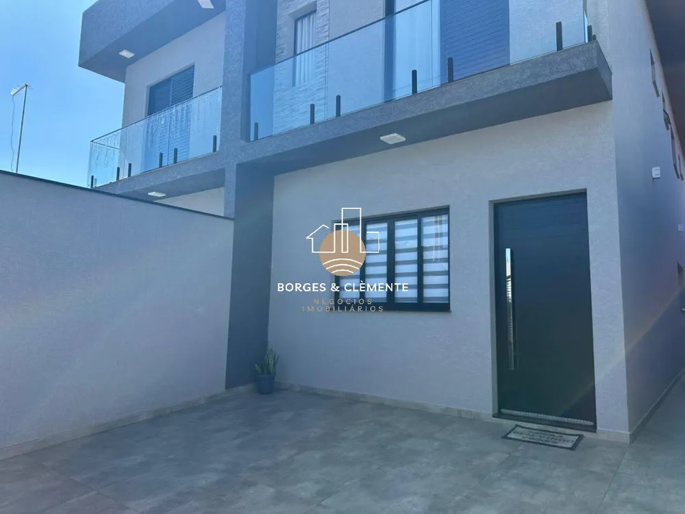 Casa, 3 quartos, 128 m² - Foto 1
