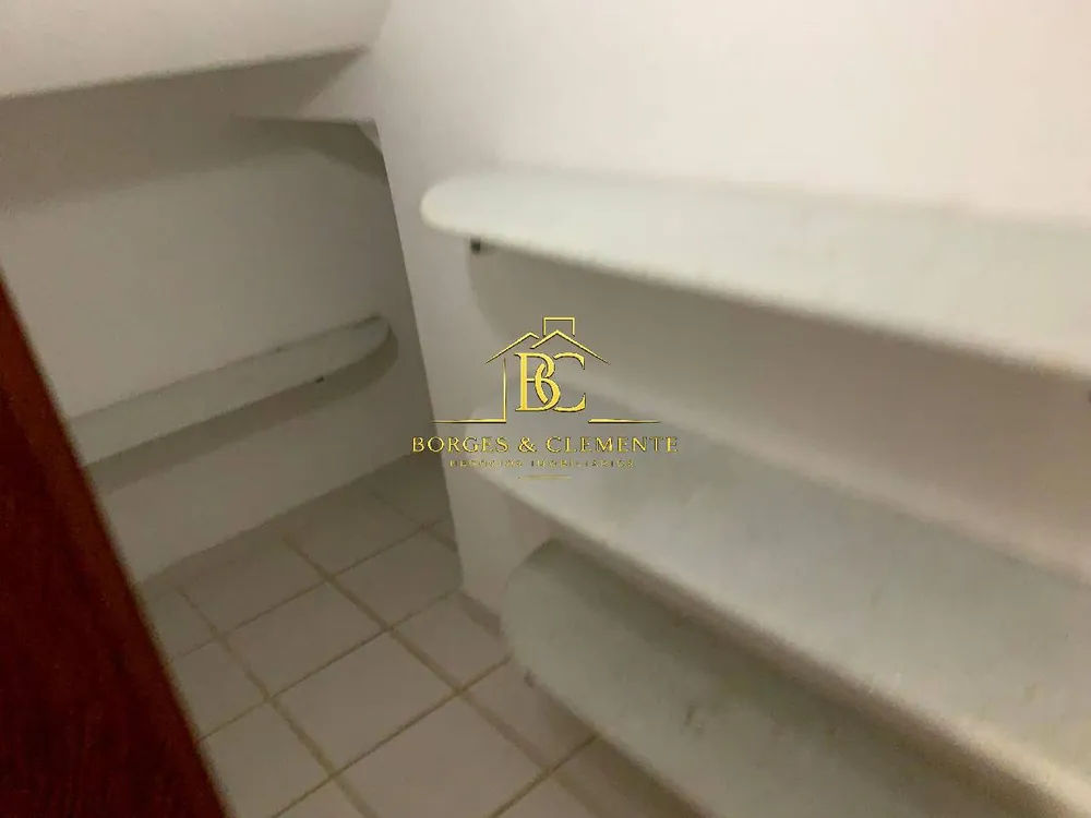 Casa, 3 quartos, 279 m² - Foto 2