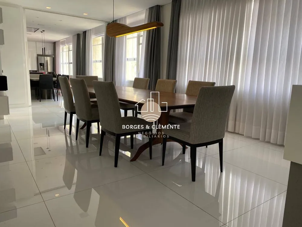 Apartamento, 3 quartos, 197 m² - Foto 2
