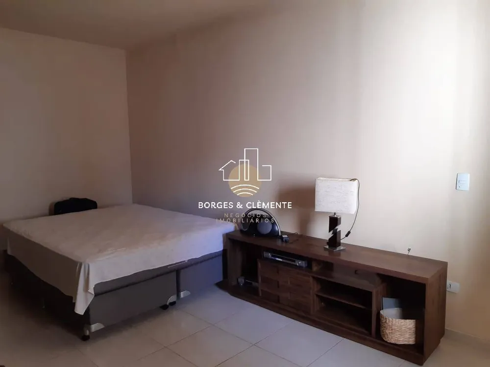 Casa, 3 quartos, 250 m² - Foto 2