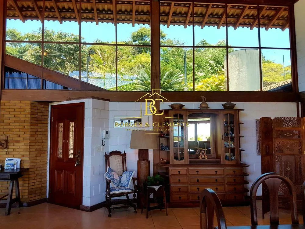Casa, 4 quartos, 299 m² - Foto 2