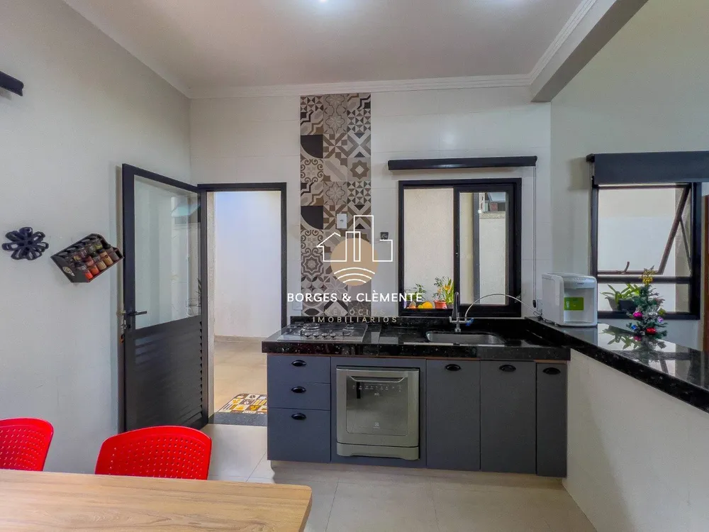 Casa, 3 quartos, 96 m² - Foto 4