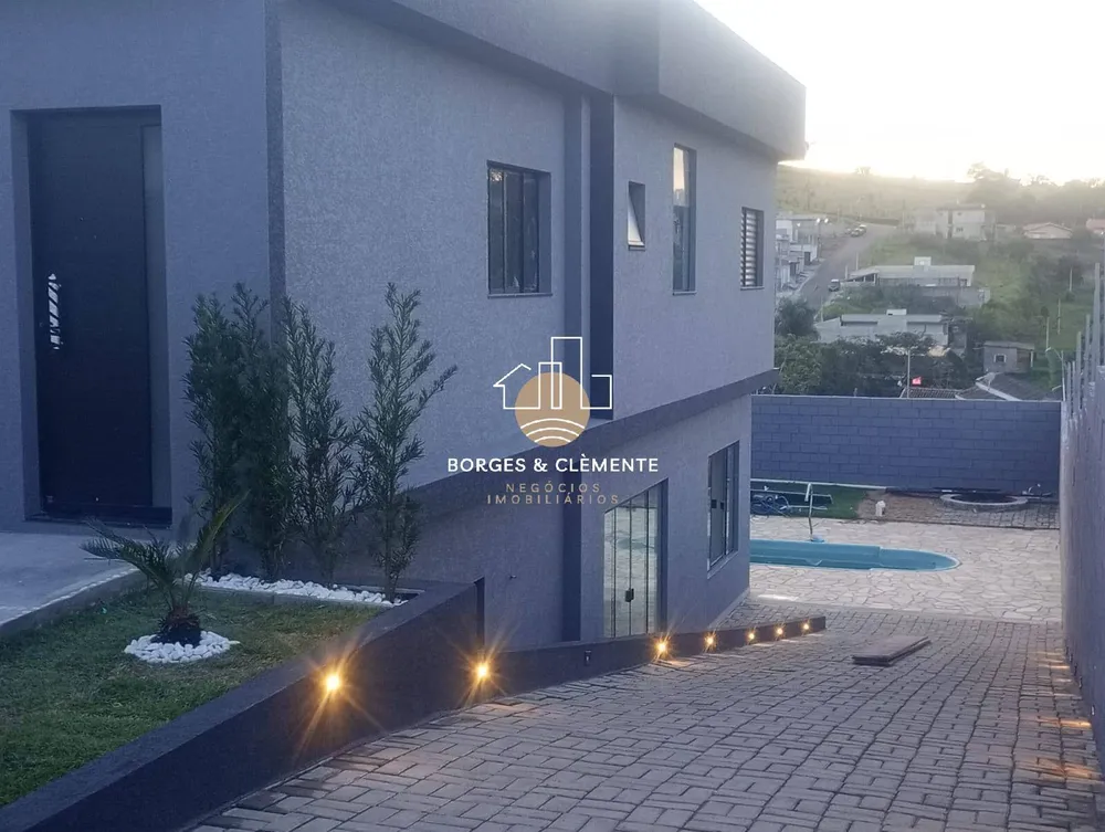 Casa, 3 quartos, 160 m² - Foto 1