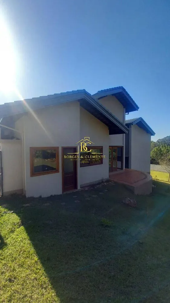 Casa, 3 quartos, 290 m² - Foto 1