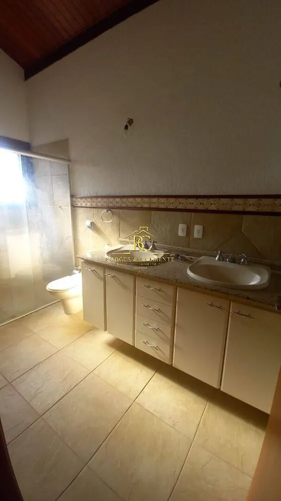 Casa, 3 quartos, 290 m² - Foto 3