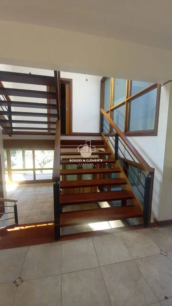 Casa, 3 quartos, 290 m² - Foto 3