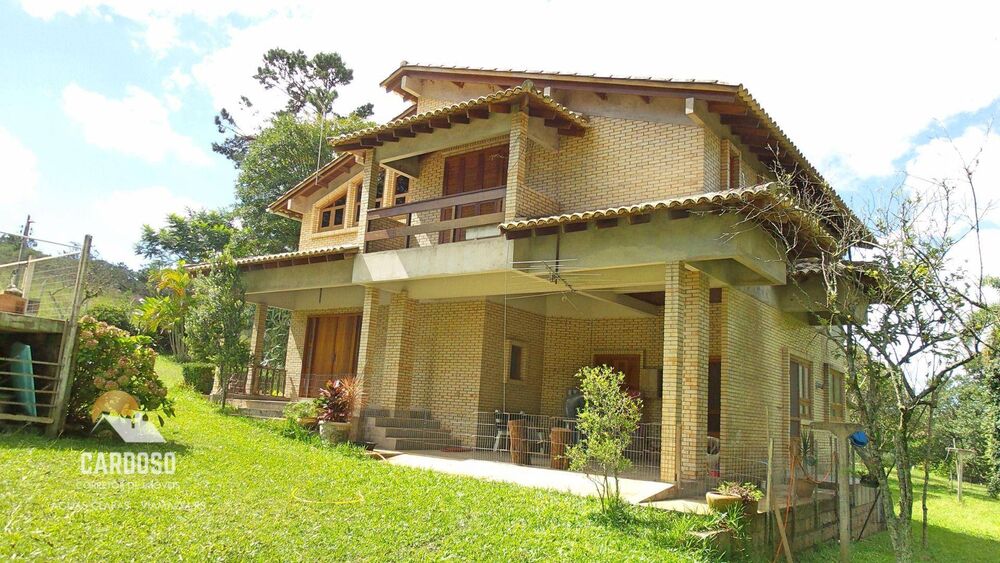 Fazenda à venda com 4 quartos, 218000M2 - Foto 1