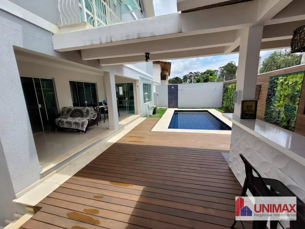 Casa de Condomínio à venda com 4 quartos, 580m² - Foto 2