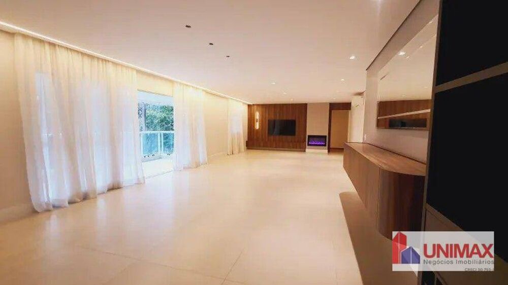 Apartamento, 3 quartos, 253 m² - Foto 1