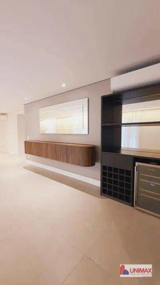 Apartamento, 3 quartos, 253 m² - Foto 2