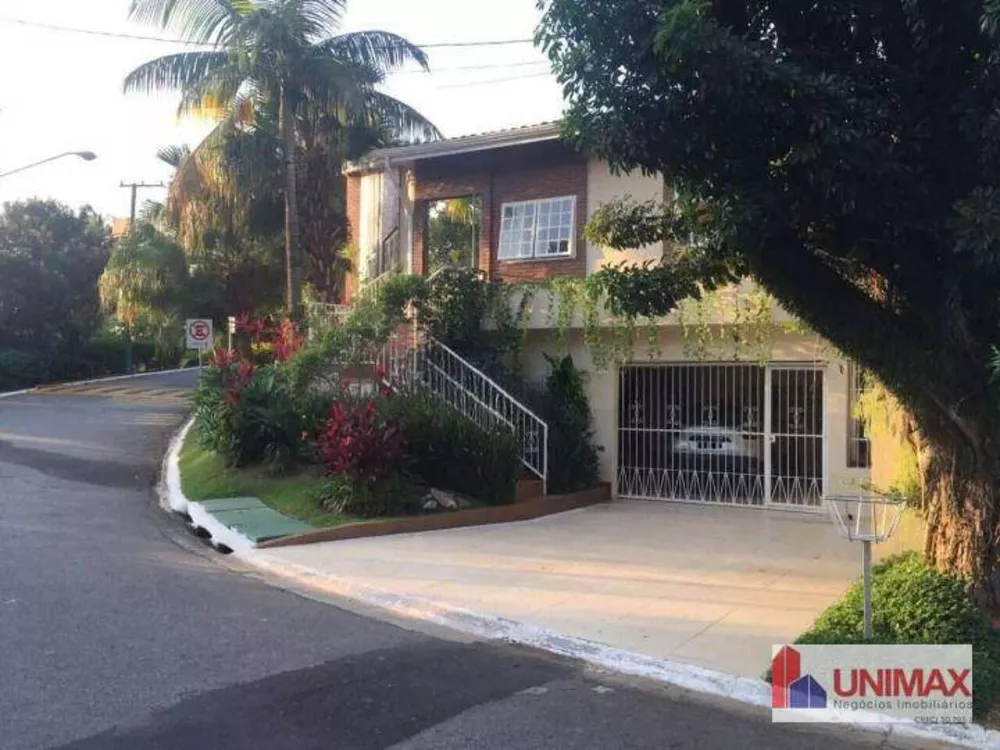 Casa de Condomínio à venda com 5 quartos, 420m² - Foto 1