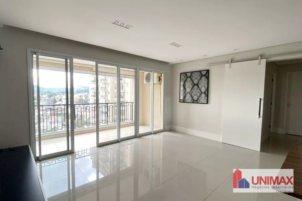 Apartamento à venda com 3 quartos, 110m² - Foto 1