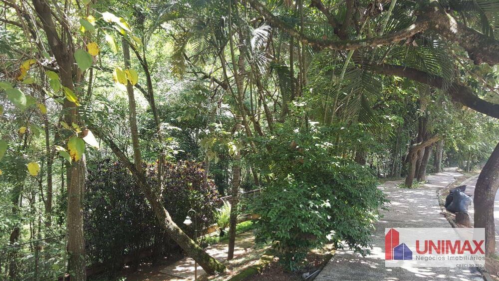 Casa de Condomínio para alugar com 4 quartos, 430m² - Foto 31