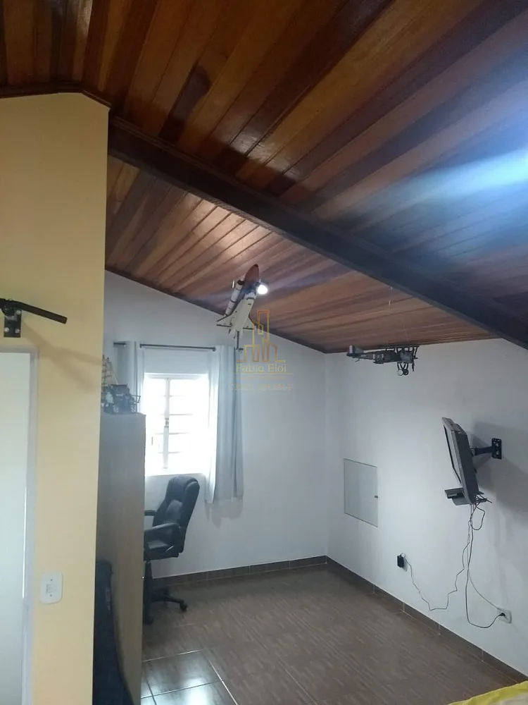 Sobrado, 4 quartos, 221 m² - Foto 1