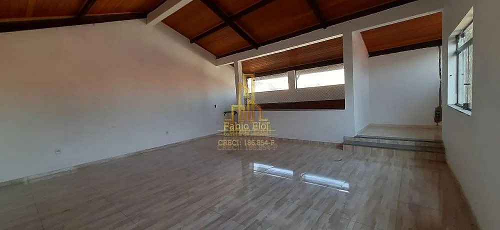 Sobrado, 3 quartos, 272 m² - Foto 1