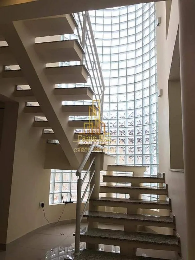 Casa, 3 quartos, 263 m² - Foto 2