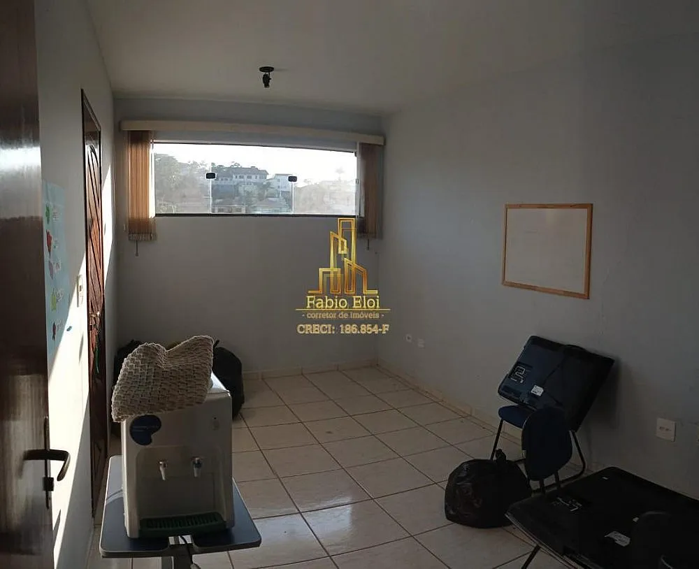 Sobrado, 3 quartos, 379 m² - Foto 2