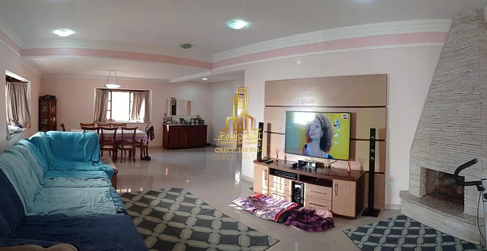 Sobrado, 3 quartos, 379 m² - Foto 1