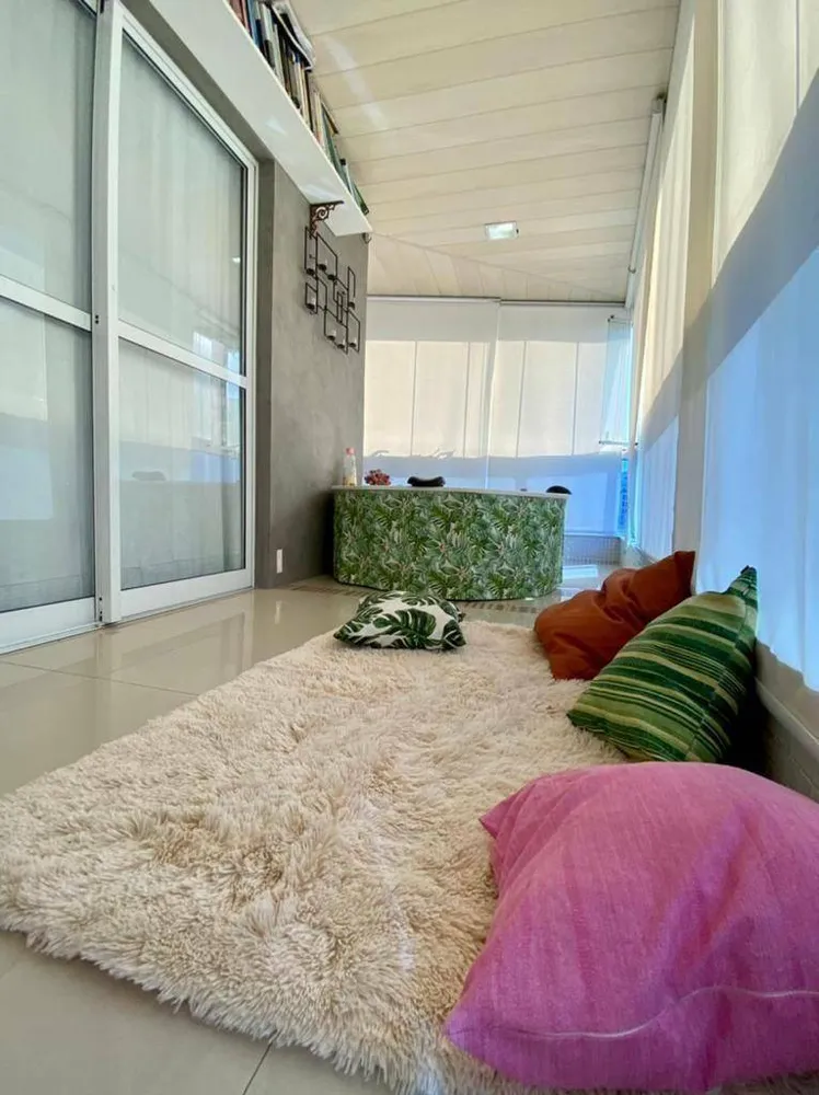 Apartamento, 3 quartos, 137 m² - Foto 2