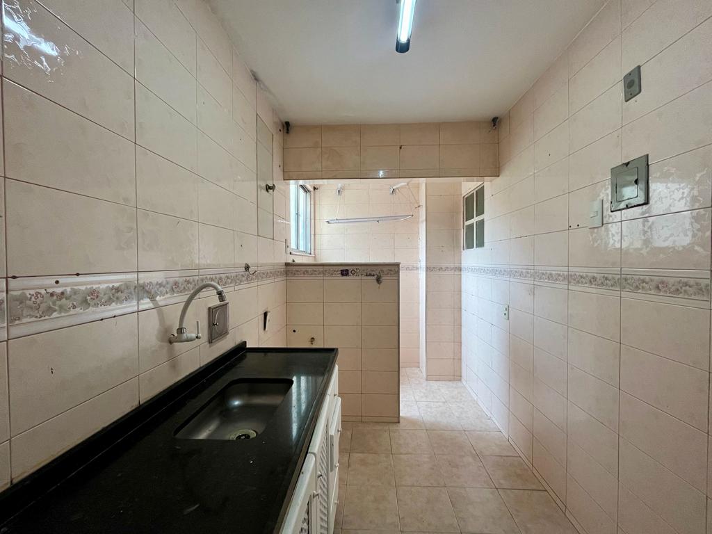 Apartamento à venda com 2 quartos, 70m² - Foto 17